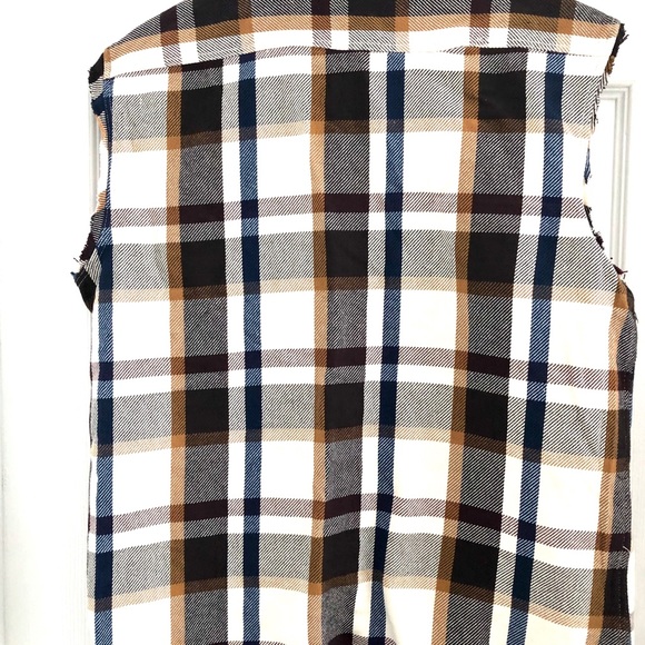 Old Navy Flannel Shirt Size L - Picture 4 of 6